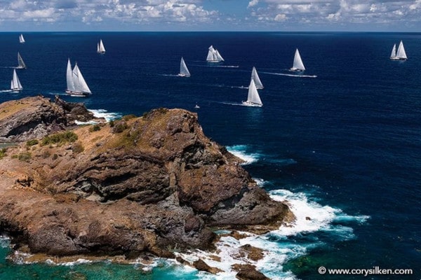 Les organisateurs ont officiellement annoncé l'annulation de la Bucket Regatta 2021 compte tenu des incertitudes autour du COVID-19.

Le prochain RDV est donc fixé du 17 au 20 Mars 2022 pour la 36e édition!
